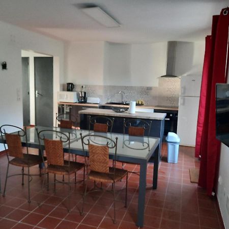Maison sur 2000m² d'espace vert. Bessan Extérieur photo